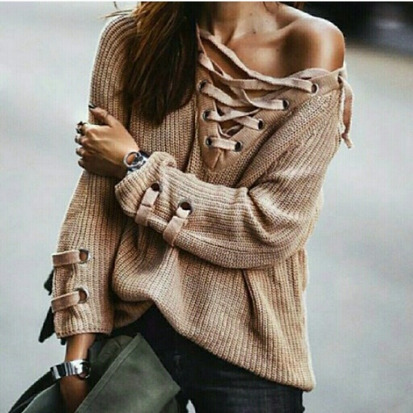 HP||⭐HOTTEST STYLE LACE UP CHUNKY KNIT SWEATER - Picture 2 of 8